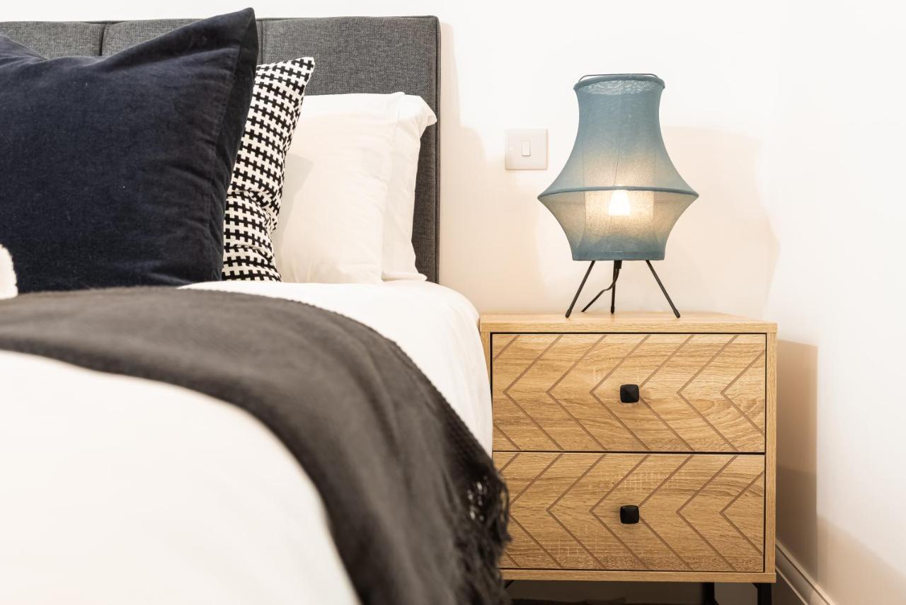 Luxury Boutique Harbour Apartments - Heart Of Torquay - Near Babbacoombe & Beach Bagian luar foto